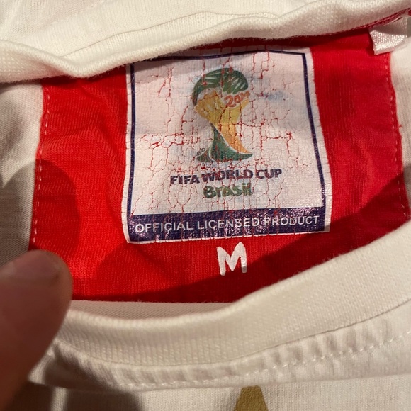 FIFA 2014 World Cup England T-Shirt Size Medium - Picture 3 of 6